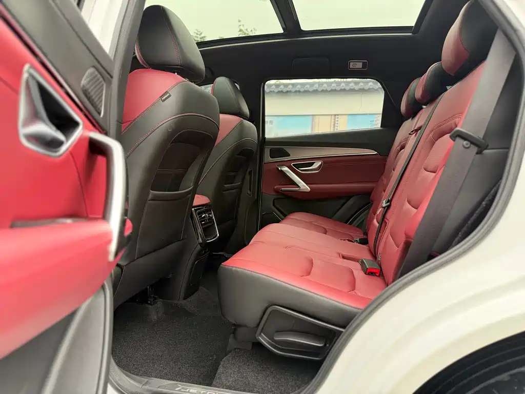 Jetour X70 PLUS 2022 — фото 11