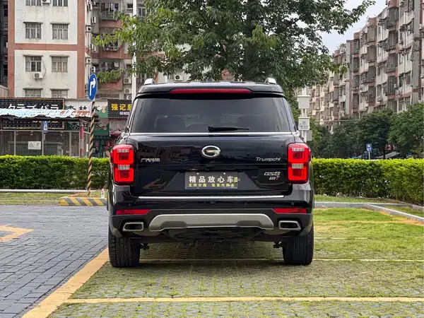 GAC Trumpchi GS8 2018