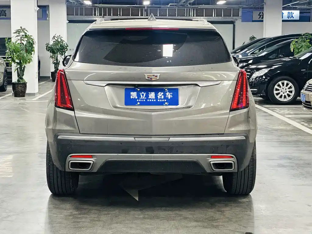 Cadillac XT5 2021 — фото 3