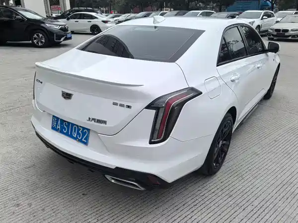 Cadillac CT4 2020