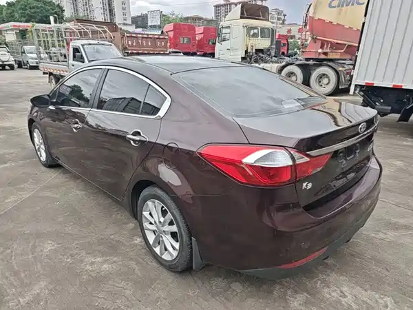 Kia K3 2016