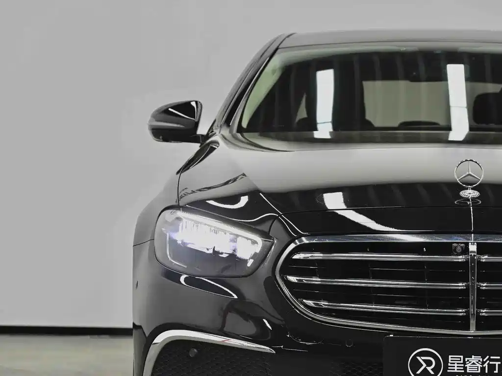 Mercedes-Benz E-Class 2022 — фото 7