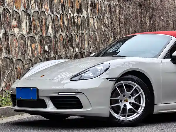 Porsche 718 2022
