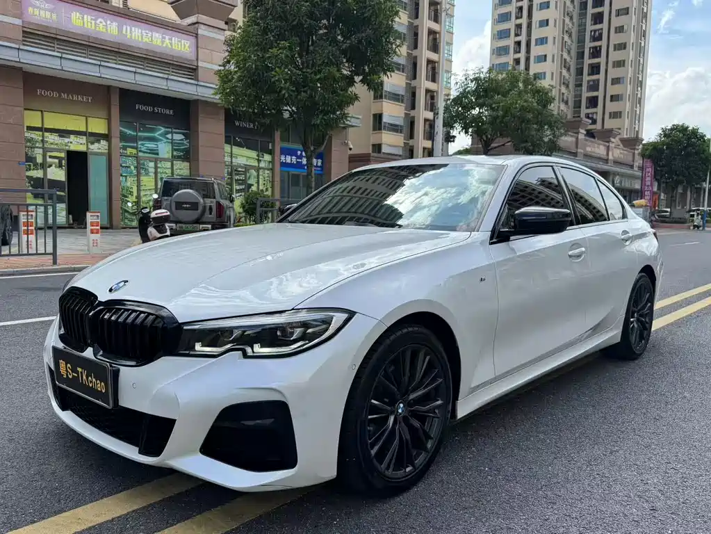 BMW 3 Series 2020 — фото 1