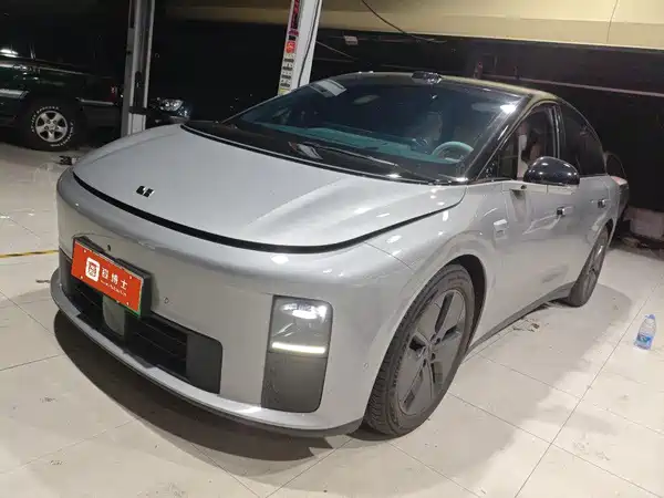 Li Auto i6 2026