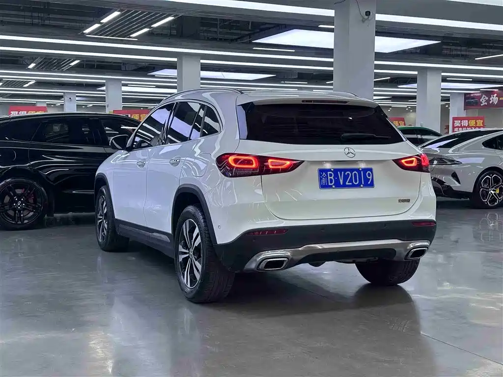 Mercedes-Benz GLA 2022 — фото 13