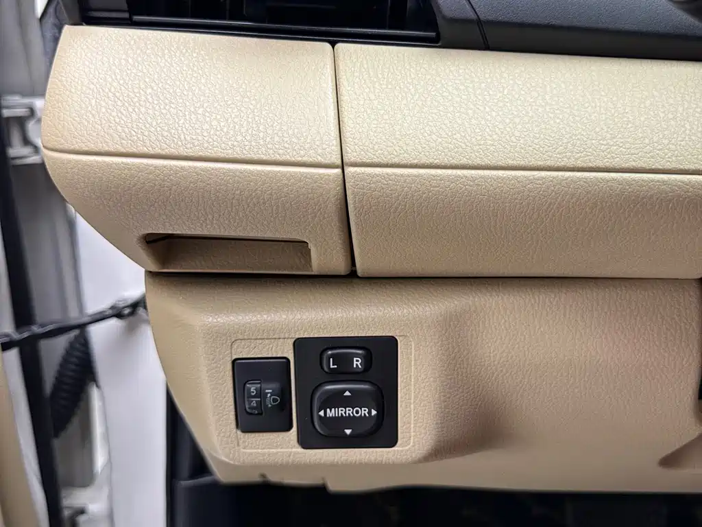 Toyota Vios 2017 — фото 17