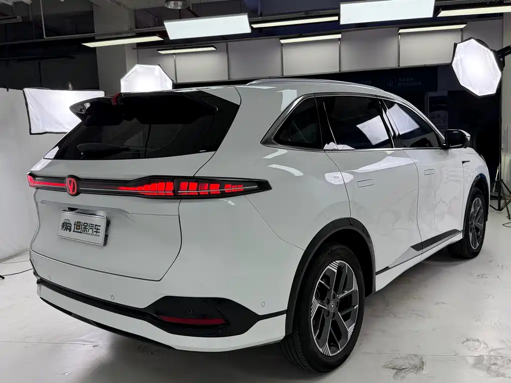Changan CS75 PLUS 2025 — фото 28