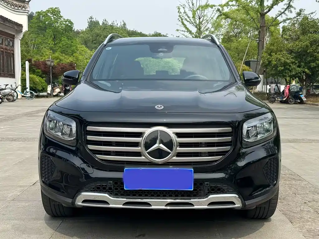 Mercedes-Benz GLB 2024 — фото 2