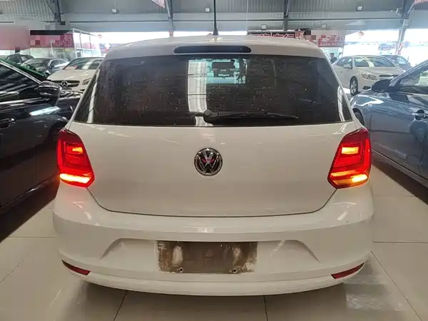 Volkswagen Polo 2016