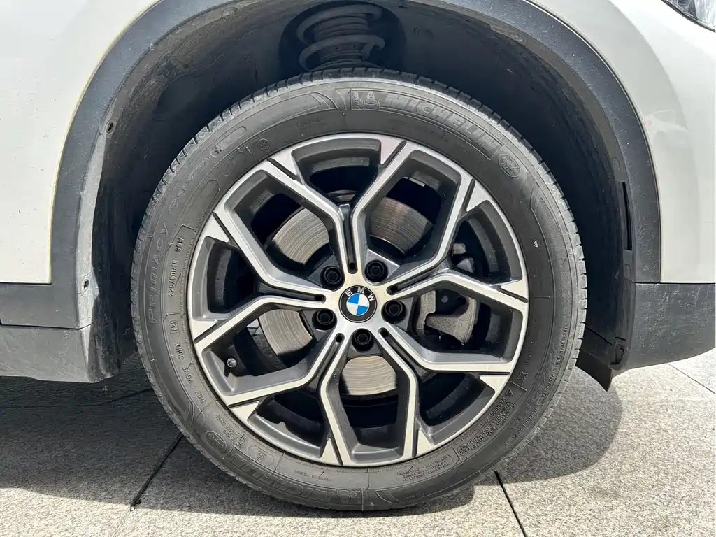 BMW X1 2022 — фото 8