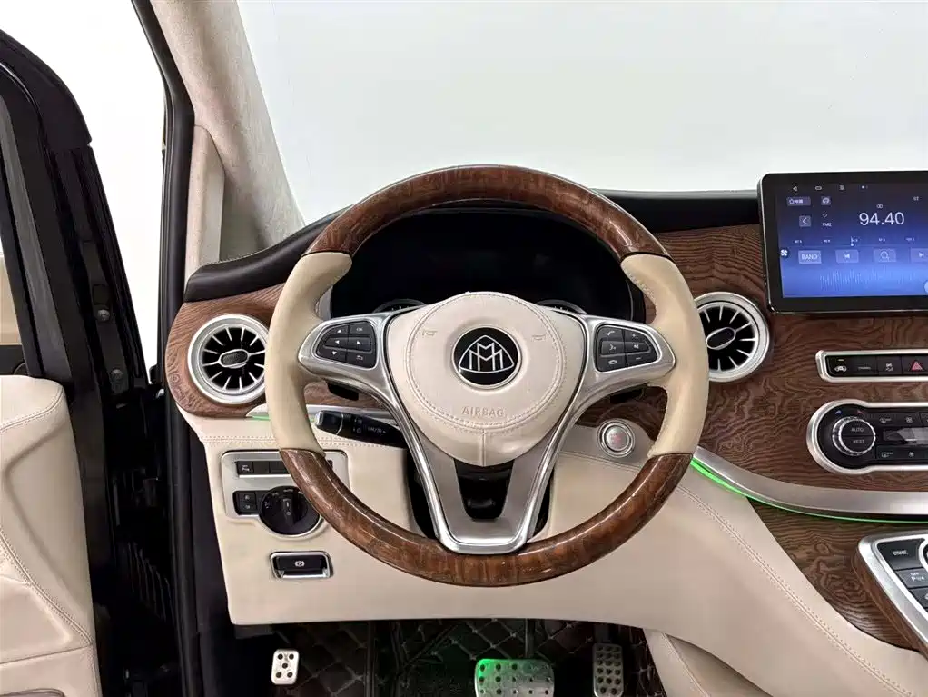Mercedes-Benz Vito 2020 — фото 18