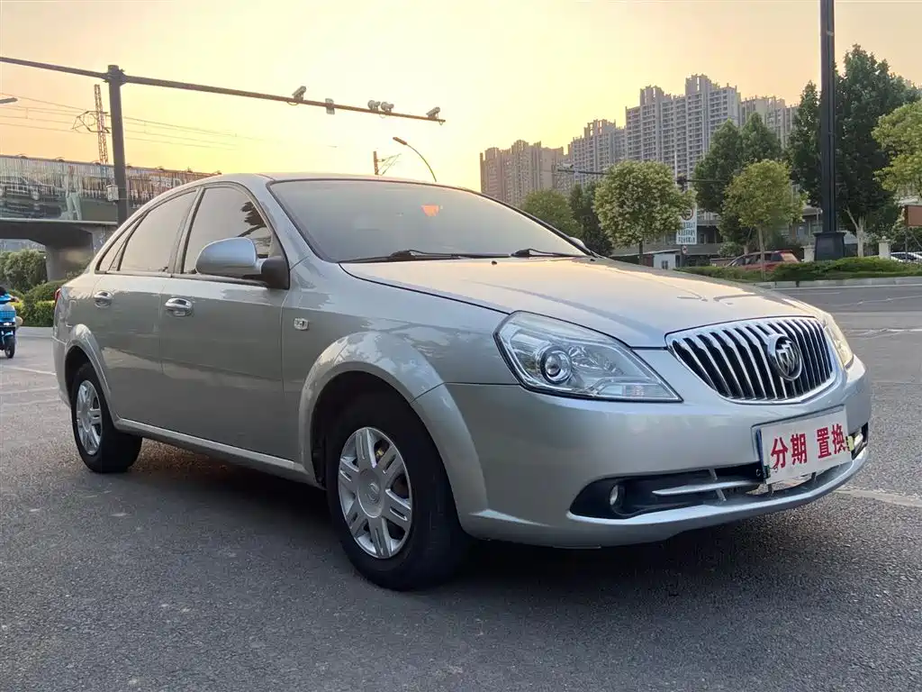 Buick Excelle 2013 — фото 3