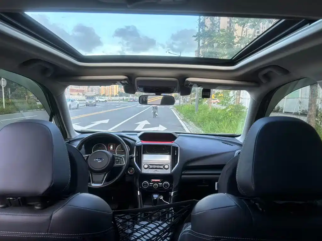 Subaru Forester 2020 — фото 8