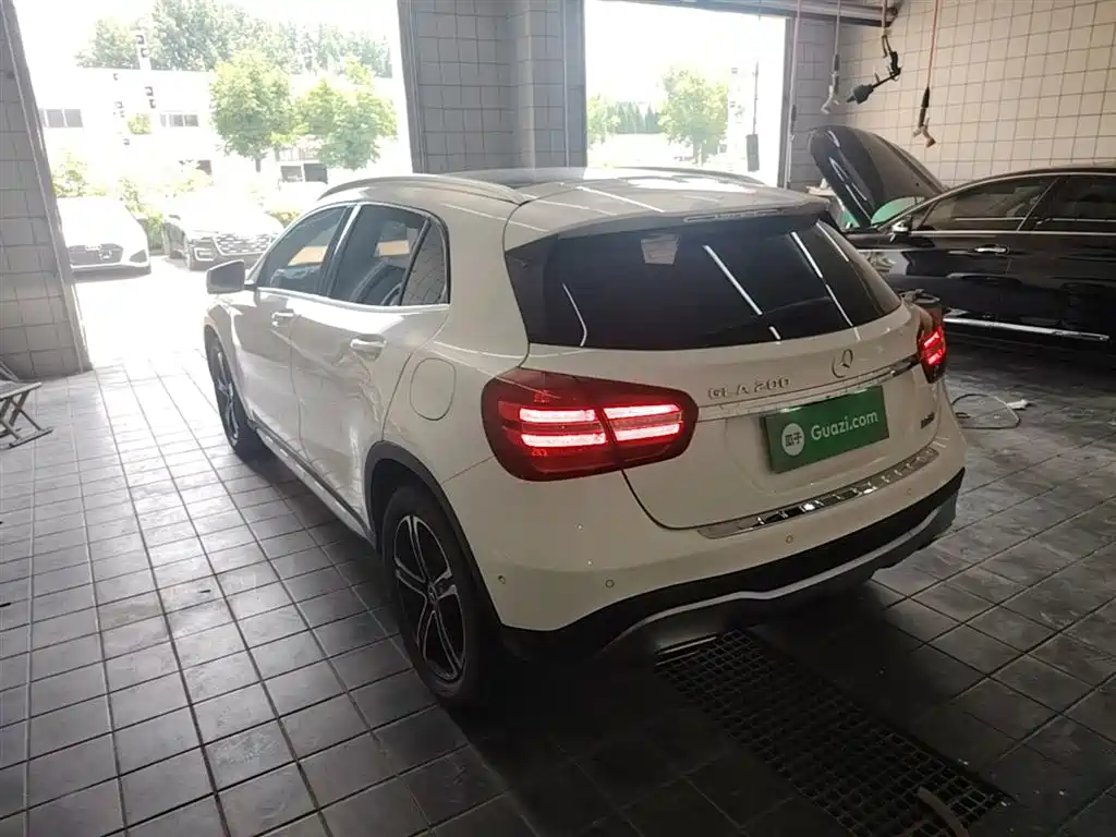 Mercedes-Benz GLA 2018 — фото 5
