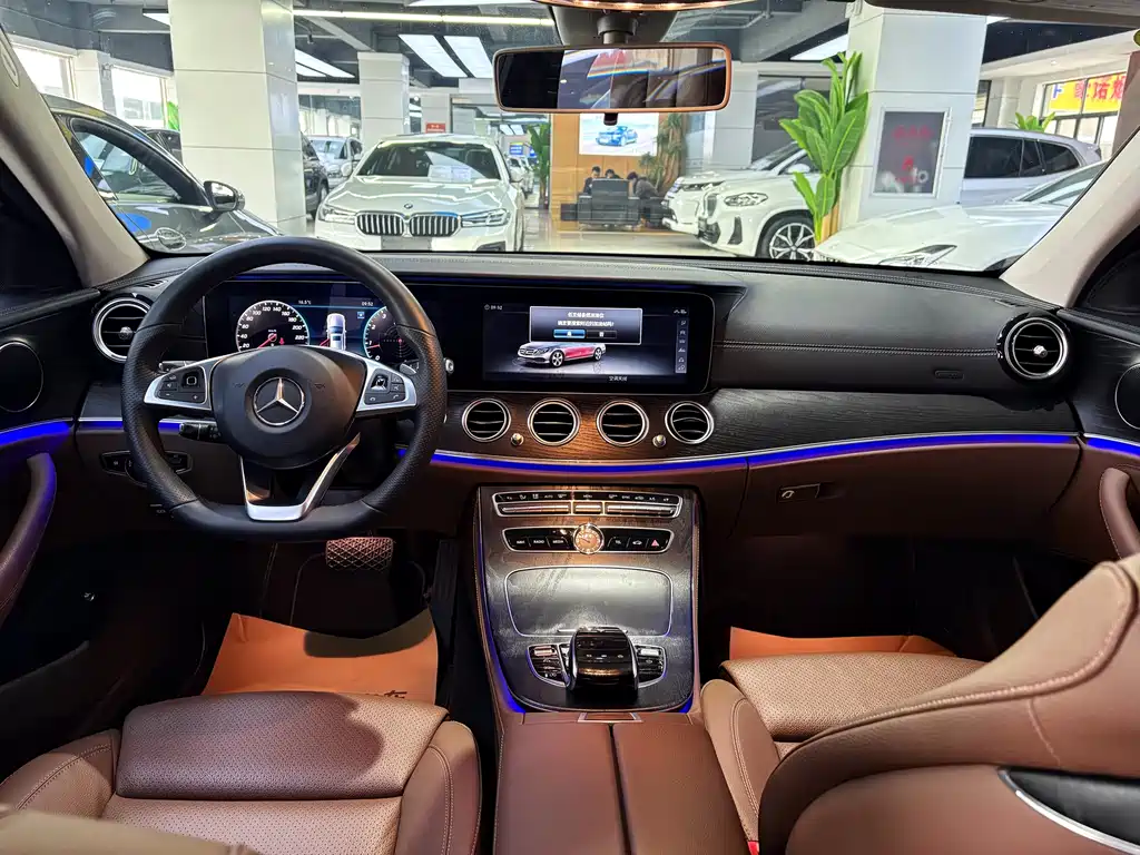 Mercedes-Benz E-Class 2018 — фото 9