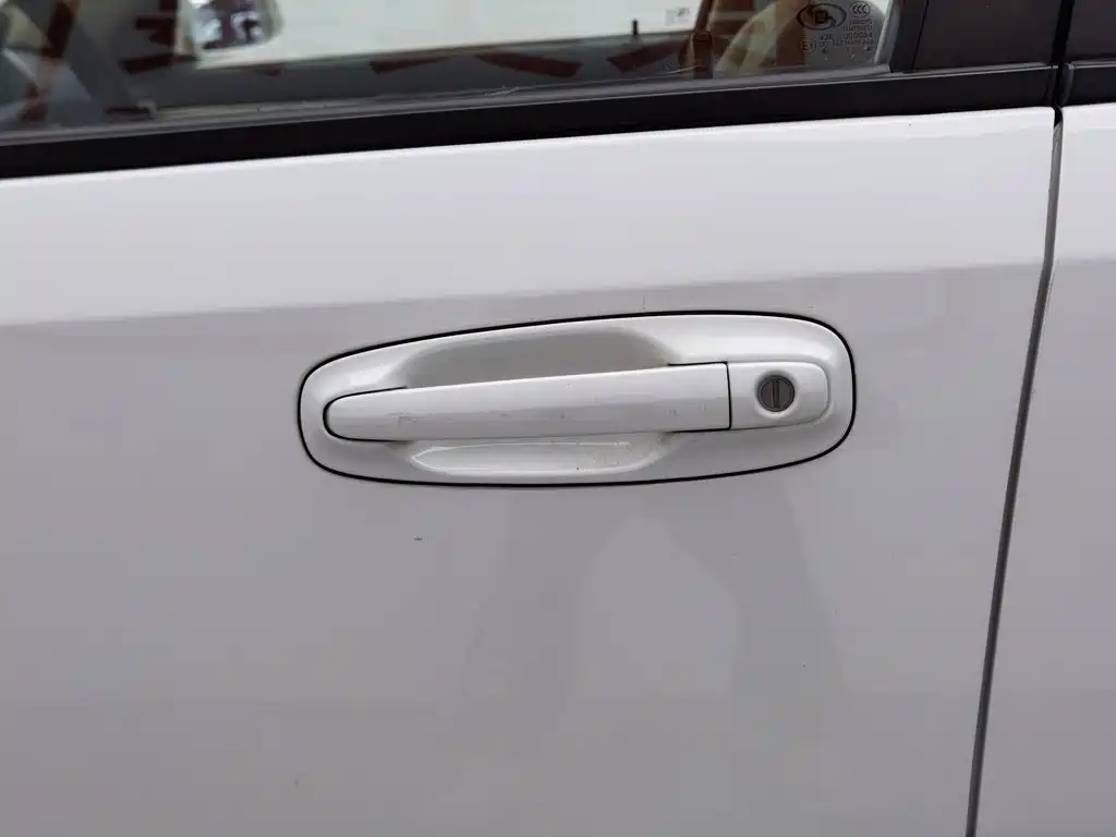 Buick Excelle 2014 — фото 18