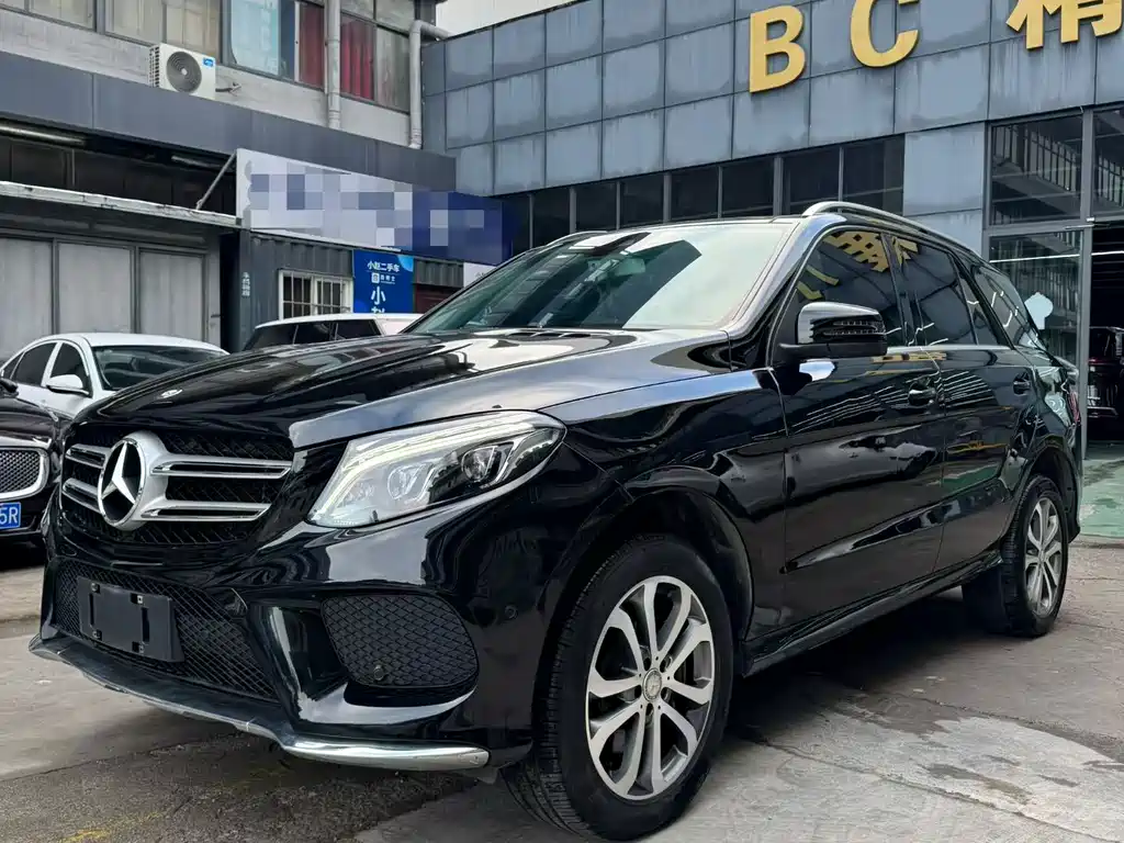 Mercedes-Benz GLE 2016