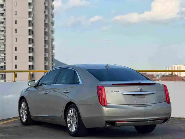 Cadillac XTS 2015