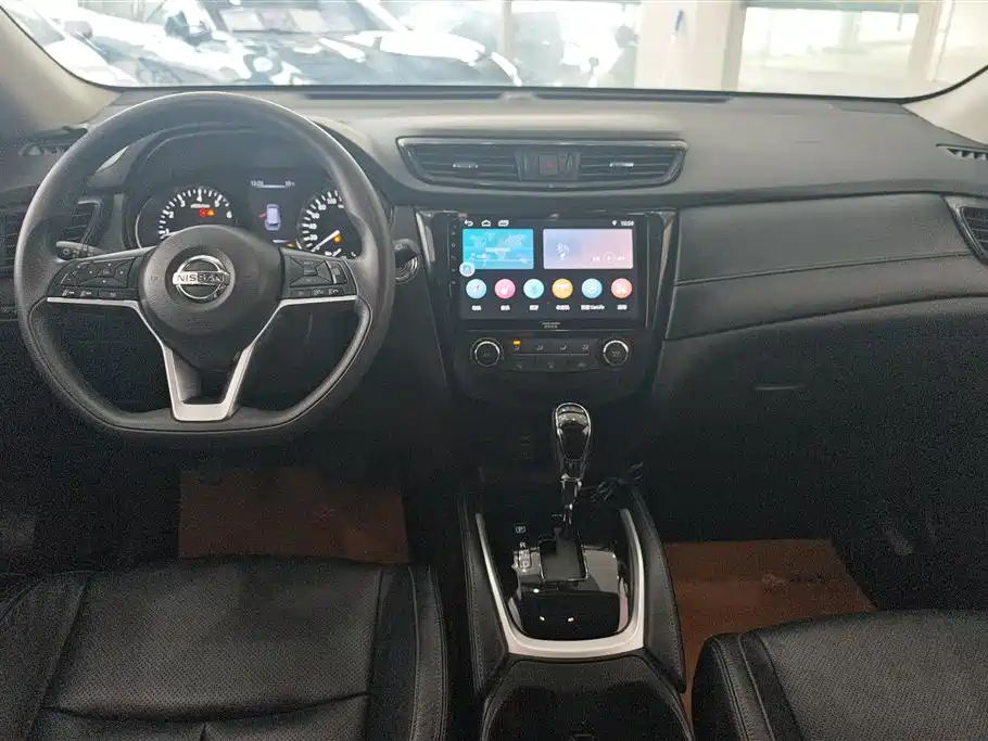 Nissan X-Trail 2018 — фото 12