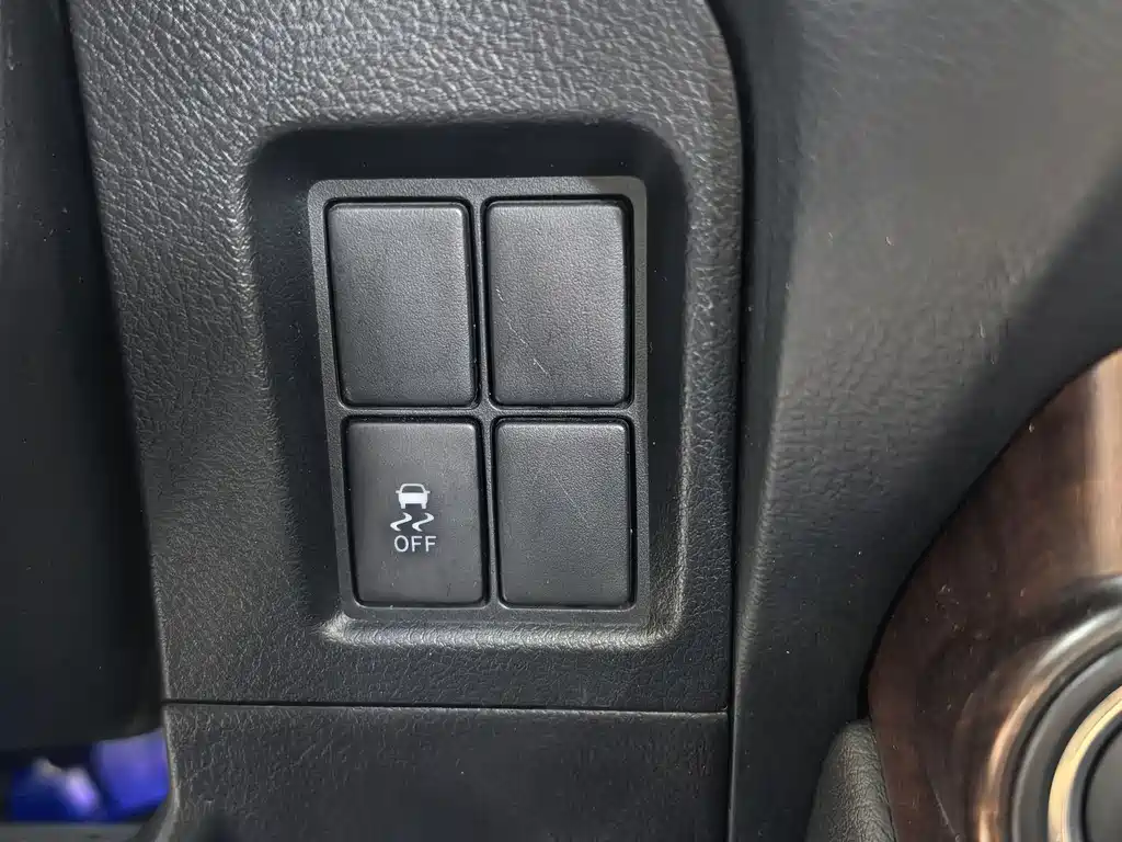 Toyota Prado 2017 — фото 28