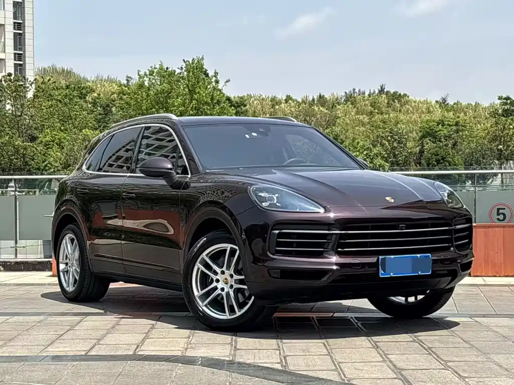 Porsche Cayenne 2018 — фото 3