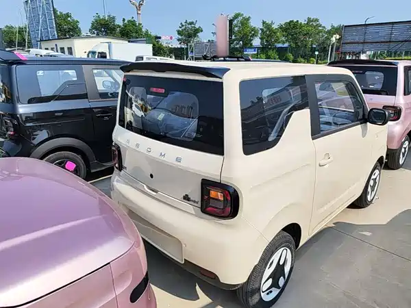 Geely Galaxy Panda 2025