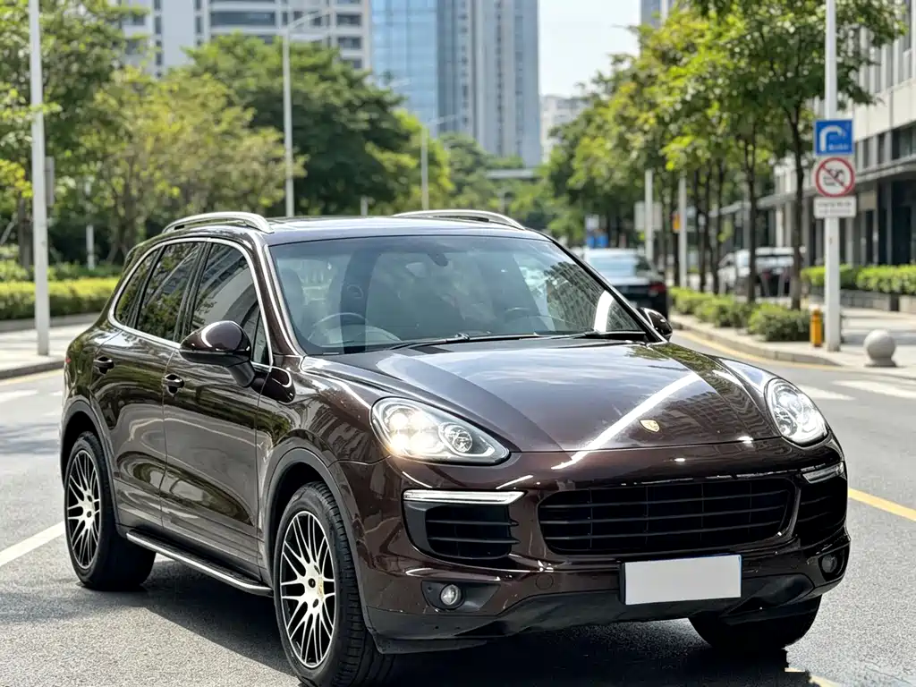 Porsche Cayenne 2017 — фото 3