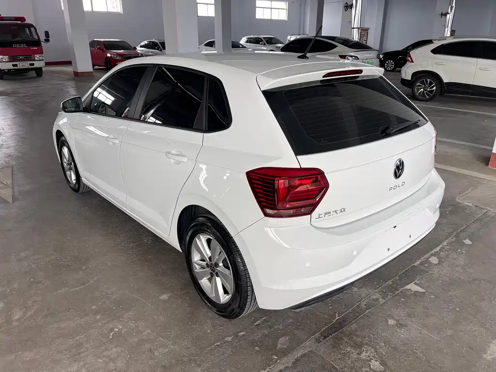 Volkswagen Polo 2023 — фото 14