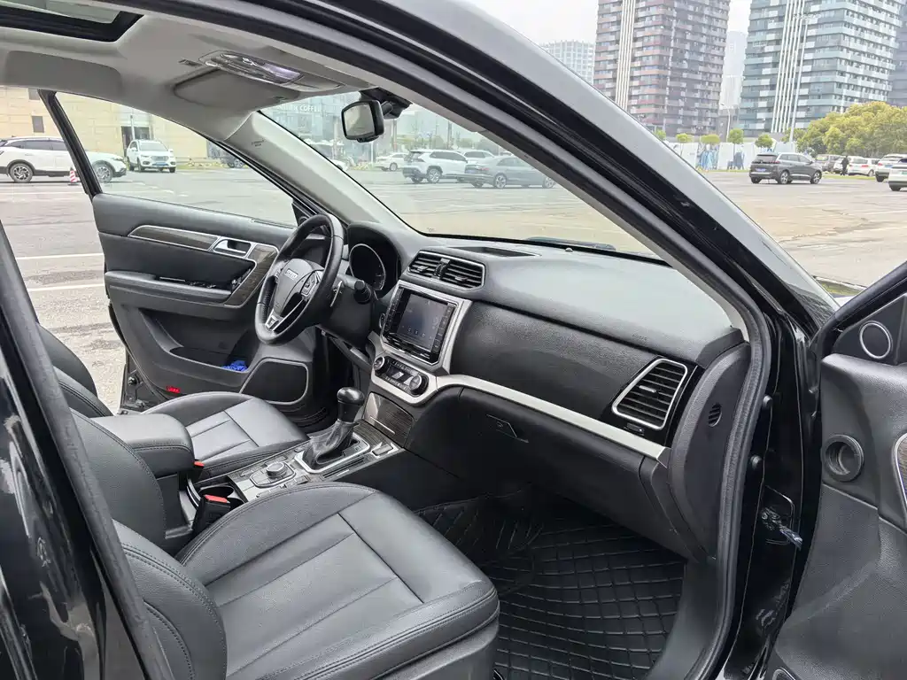 Haval H6 Coupe 2017 — фото 12