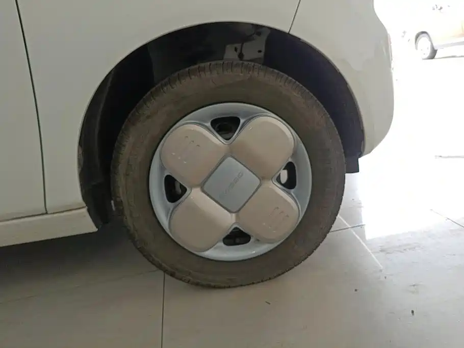 Geely Galaxy Panda 2025
