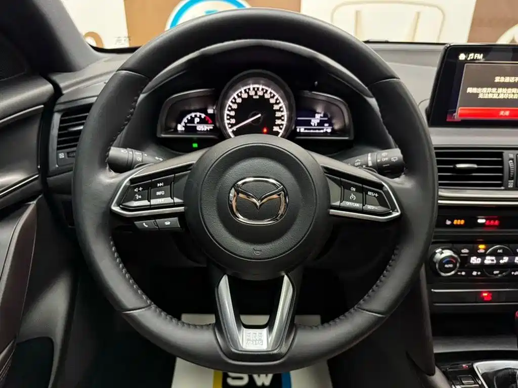 Mazda CX-4 2023 — фото 11