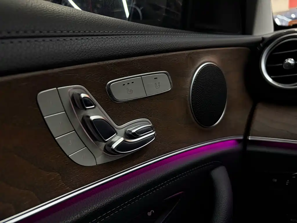 Mercedes-Benz E-Class 2017 — фото 12