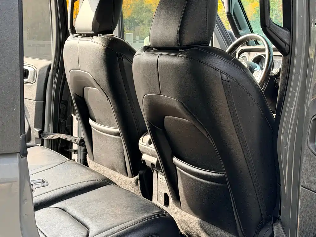 Jeep Wrangler PHEV 2021 — фото 6