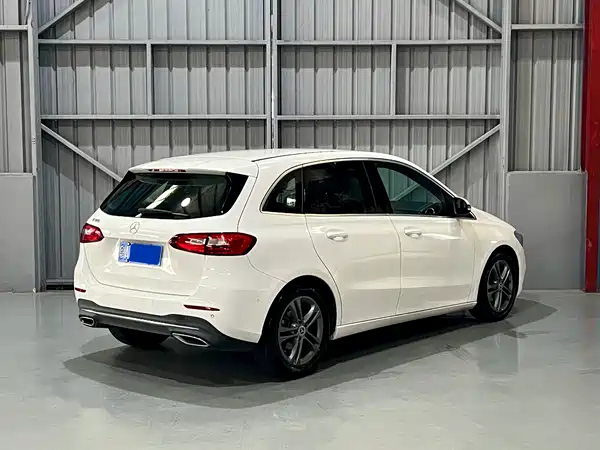Mercedes-Benz B-Class 2020