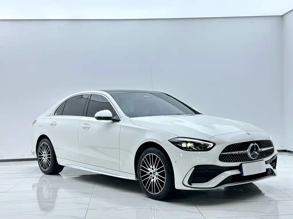 Mercedes-Benz C-Class 2025 — фото 3