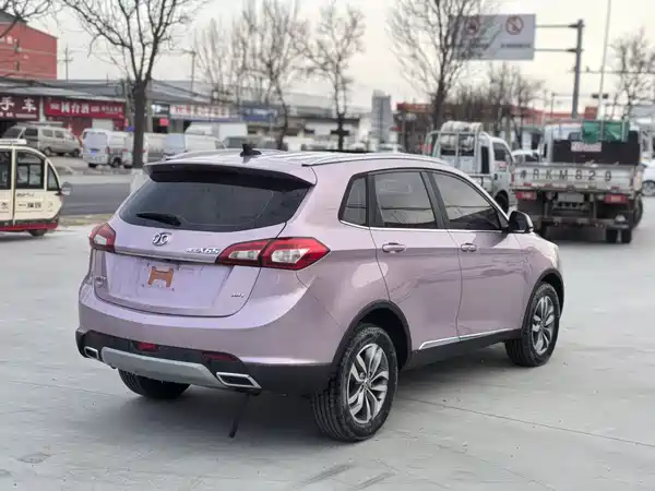 BAIC Shenbao X65 2015
