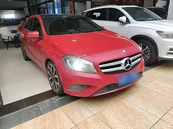 Mercedes-Benz A-Class 2014