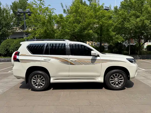 Toyota Prado 2018
