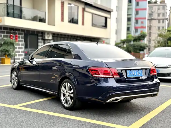 Mercedes-Benz E-Class 2015