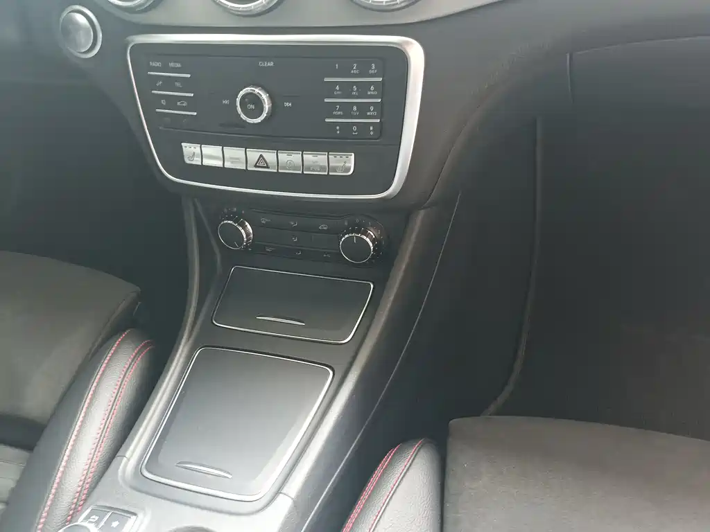 Mercedes-Benz CLA 2018 — фото 13