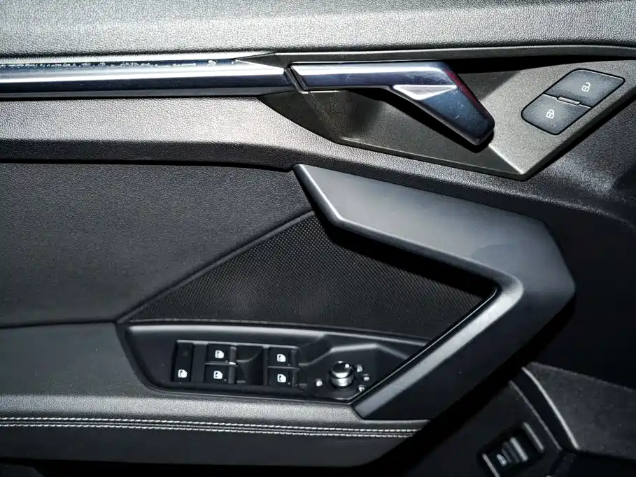 Audi A3 2022 — фото 17
