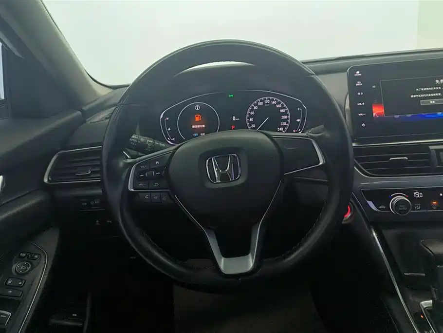 Honda Accord 2022 — фото 15
