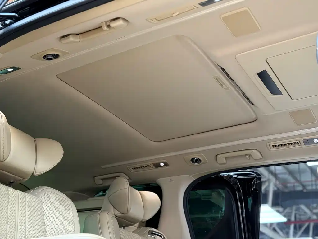 Toyota Alphard 2020 — фото 20