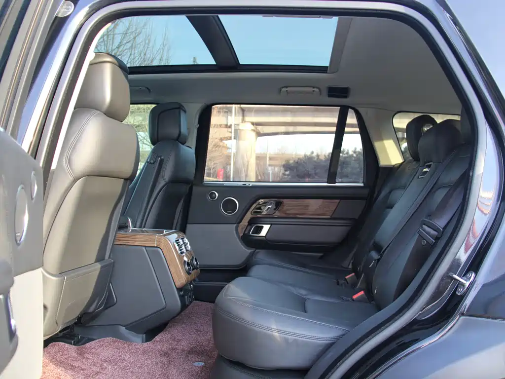 Land Rover Range Rover 2019 — фото 14