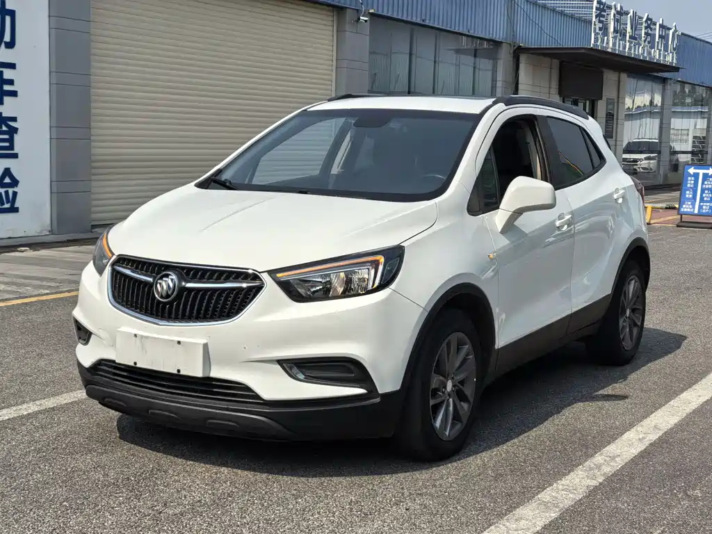 Buick Encore 2018 — фото 1