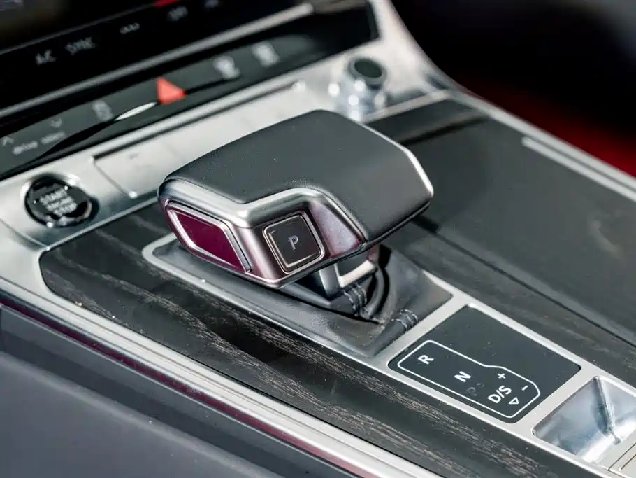 Audi A6L 2025 — фото 16