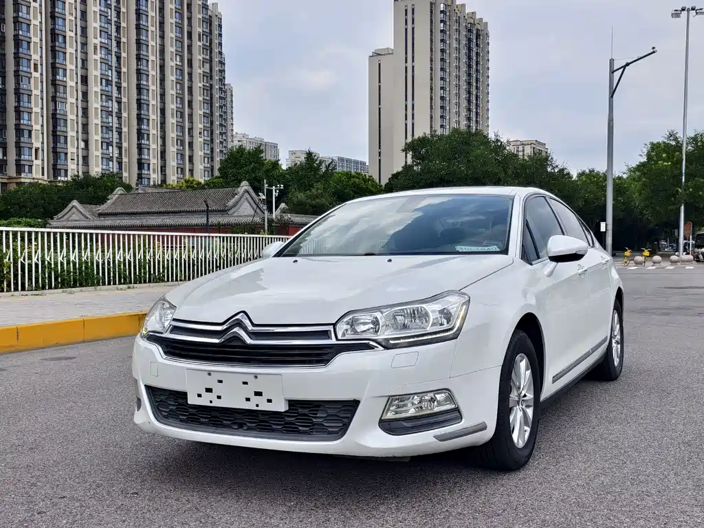 Citroën C5 2015 — фото 1