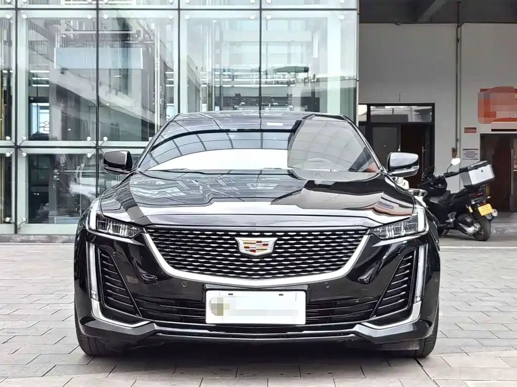 Cadillac CT5 2023 — фото 2