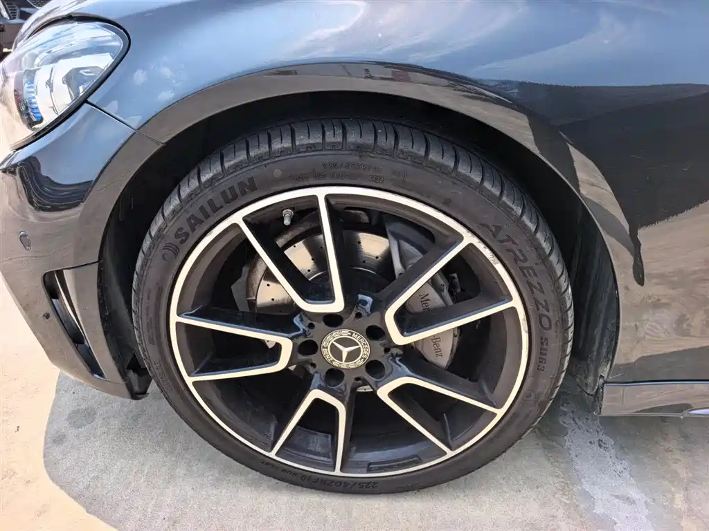 Mercedes-Benz C-Class 2019